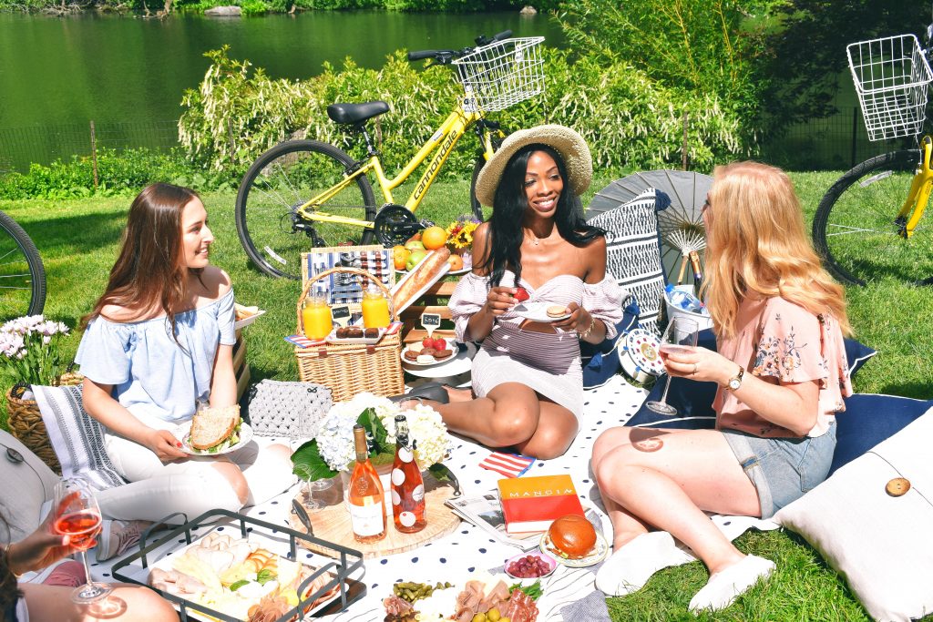 TOP ACTIVITY Picnic in Central Park Unlimited Biking Blog