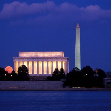 Monuments @ Nite Bike Tour - Unlimited Biking